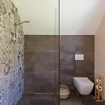 シャレー The Valley Queens *