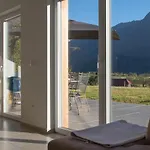 The Valley Queens * ボヴェツ