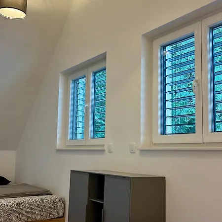 The Valley Queens シャレー