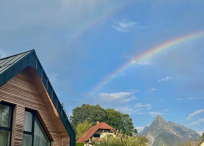 The Valley Queens * בובק