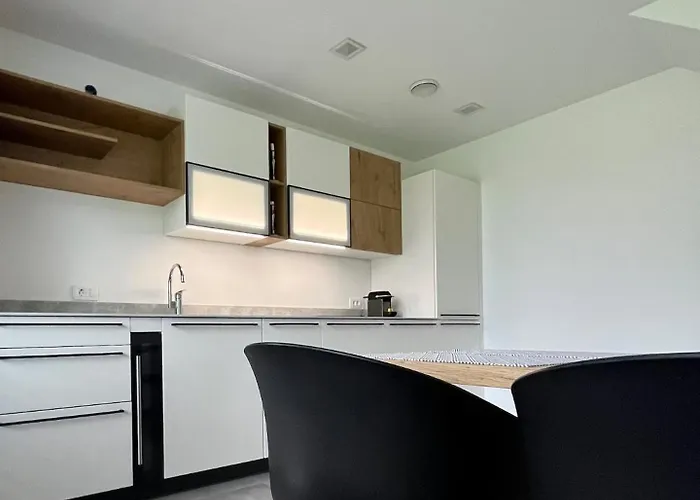 The Valley Queens Chalet